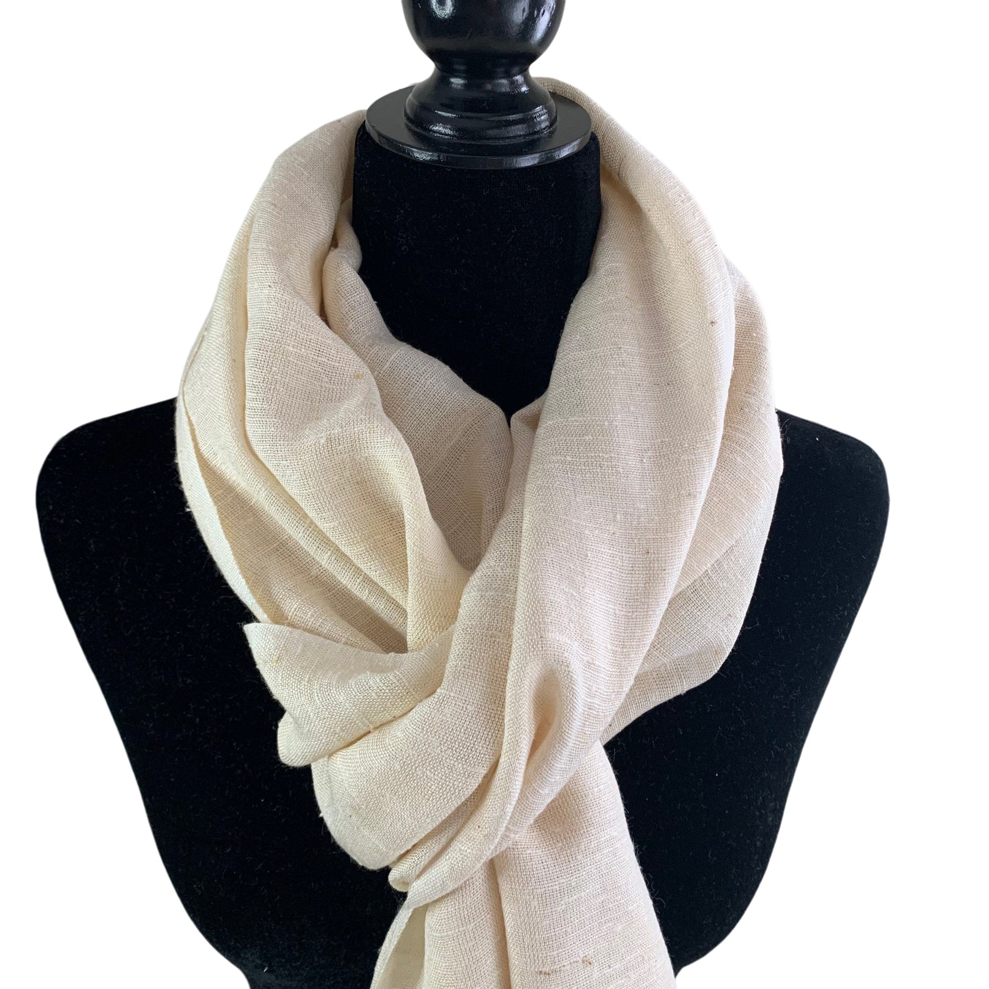 Handwoven Bamboo Viscose Bouclé Scarf - Off-white